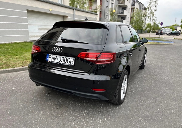 Audi A3 cena 61900 przebieg: 138000, rok produkcji 2016 z Września małe 667